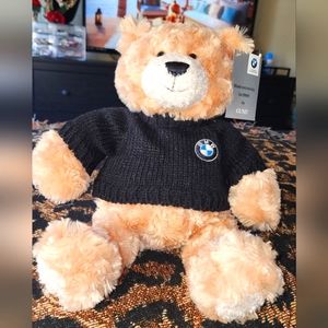 BMW Honey Bear teddy bear 🧸 NEW ! Where are my BMW people ?